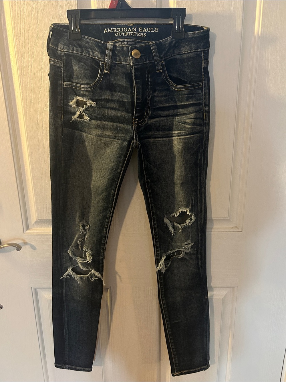 American Eagle Outfitters Dark Wash Distressed Skinny Jeans Jeggings 2 Short
